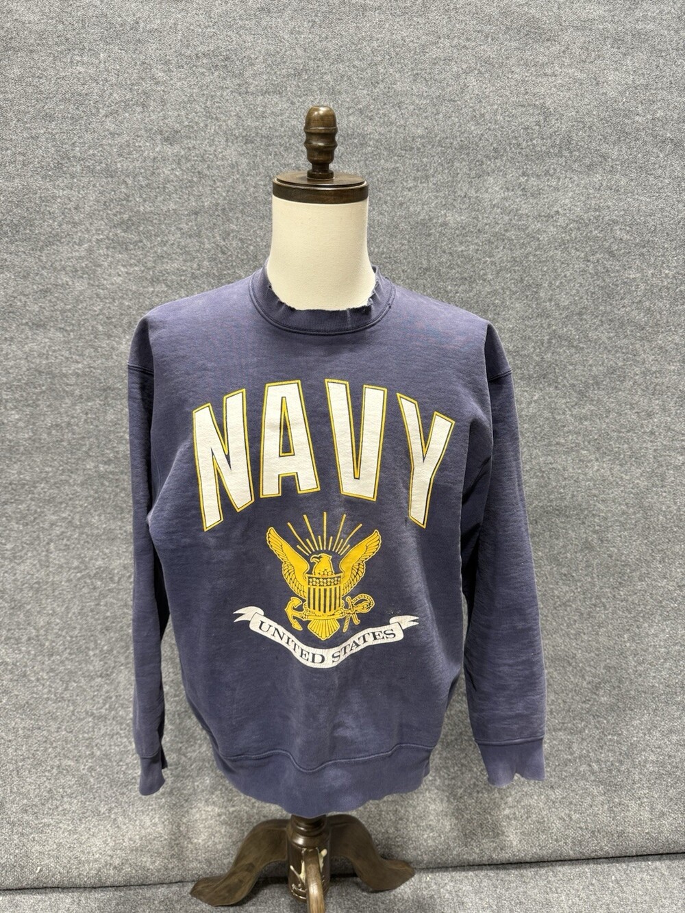 Vintage Navy United States Crewneck Sweatshirt Mens Large Blue Distressed